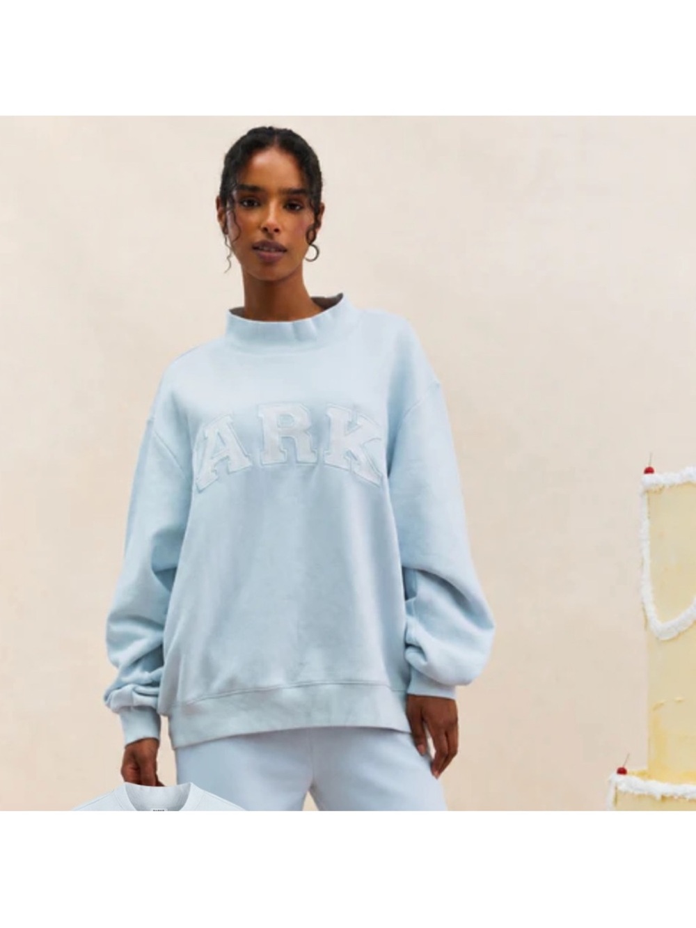 NWT Parke womens Light Blue Logo HERITAGE MOCKNECK